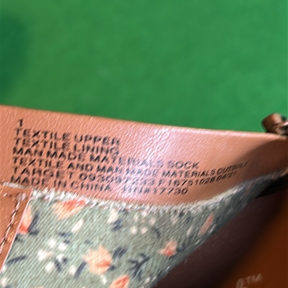 Cat & JACK  GIRLS ANKLE BOOTS ZIP UP SIDES SZ 1 - Picture 8 of 9